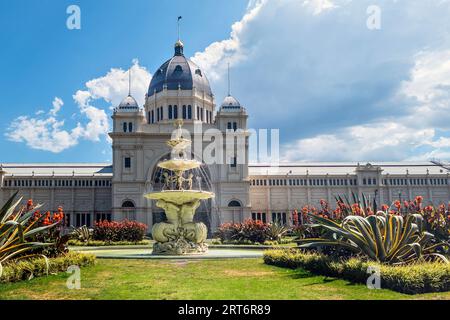 Royal Exhibition Building in der Nähe von Carlton Gardens in Melbourne, Victoria, Australien. Es ist ein UNESCO-Weltkulturerbe, erbaut 1880. Stockfoto