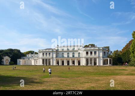 Georgian Gunnersbury House and Museum in Gunnersbury Park, West London UK Stockfoto