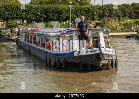 Kanaltour Boote im Bancroft Basin, Stratford auf Avon, Warwickshire, England Stockfoto