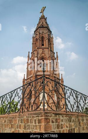 06 10 2004 Mutiny Memo Rial wurde 1863 erbaut. Das Gebäude von Memorial ist ein achteckiger, sich verjüngender Turm im viktorianischen gotischen Stil. Ka Stockfoto