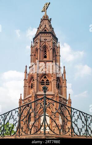 06 10 2004 Mutiny Memo Rial wurde 1863 erbaut. Das Gebäude von Memorial ist ein achteckiger, sich verjüngender Turm im viktorianischen gotischen Stil. Ka Stockfoto