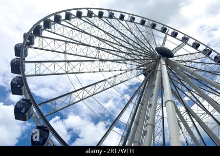 Miami, Florida - 25. August 2023: Skyviews Miami Observation Wheel. Stockfoto