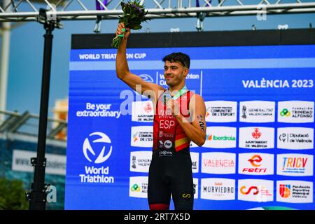 Valencia, Spanien. September 2023. Rennsieger David Cantero Del Campo aus Spanien, der beim Radrennen der Triathlon-Weltmeisterschaft 2023 in La Marina de Valencia zu sehen war. Quelle: SOPA Images Limited/Alamy Live News Stockfoto