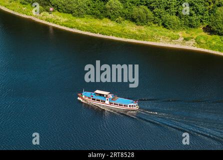 Die Bleilochtalsperre ist ein Damm in Thüringen, der die Saale einsperrt. Er ist nach den Bleilöchern benannt, die sich dort vor dem Damm befanden Stockfoto