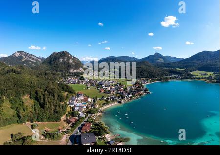 Drohnenschuss, Fuschlsee, Fuschl am See, Salzkammergut, Land Salzburg, Österreich Stockfoto