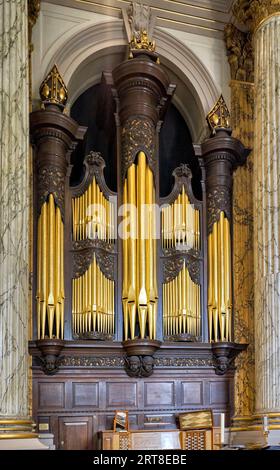 St. Philip's Cathedral Orgel, Birmingham, England, Großbritannien, erbaut von Thomas Swarbrick, datiert aus dem Jahr 1715 Stockfoto