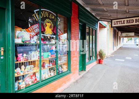 Maldon, Australien, 19. Februar 2017: Historische viktorianische Architektur in der alten Goldgräberstadt Maldon, Victoria, Australien Stockfoto