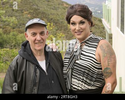 9. September 2023: Howie Klein und Maebe nehmen am Progressive Love fest 2023 Teil. (Bild: © Billy Bennight/ZUMA Press Wire) NUR REDAKTIONELLE VERWENDUNG! Nicht für kommerzielle ZWECKE! Stockfoto