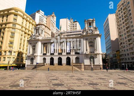 Ity Hall-Gebäude in der Innenstadt von Rio de Janeiro, vor dem Cinelandia-Platz Stockfoto