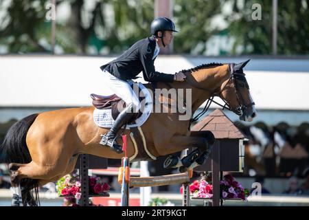 Calgary, Alberta, Kanada, 10. September 2023. Scott Brash (GBR) fährt Hello Jefferson, die Masters, Fichte Wiesen - CPKC Grand Prix Stockfoto