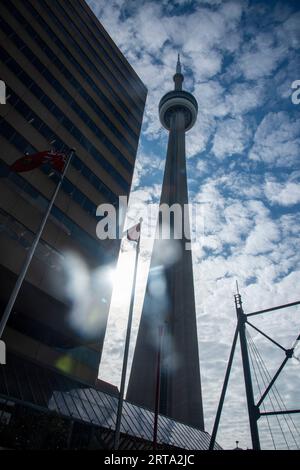 TORONTO CANADA 11-09-2023-PASEANDO POR LA CIUDAD Toronto, la Capital de la provincia de Ontario, es una importante ciudad de Stockfoto