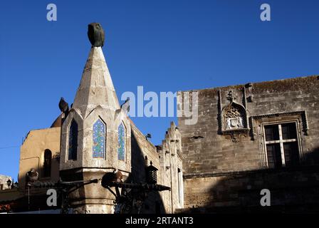 Griechenland, Rhodos Insel Rhodos Stadt, Altstadt, Sokratous Brunnen und Umgebung Stockfoto