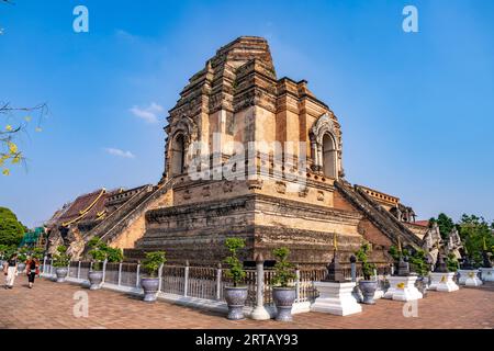 Die große Stupa von Wat Chedi Luang, Chiang Mai, Thailand, Asien Stockfoto