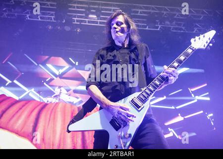 Oslo, Norwegen. September 2023. Die deutsche Speed-Metal-Band Helloween spielt ein Live-Konzert im Sentrum Scene in Oslo. Hier wird Gitarrist Michael Weikath live auf der Bühne gesehen. (Foto: Gonzales Photo - Terje Dokken). Stockfoto