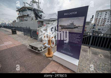 Excel, London, Großbritannien. September 2023. Die alle zwei Jahre stattfindende Defence and Security Exhibition (DSEI) findet vom 12-15. September statt und präsentiert die neueste Technologie in den Bereichen Luft- und Raumfahrt, Land, Marine, Sicherheit und Joint Zones. Weltweit sind Aussteller vertreten. Quelle: Malcolm Park/Alamy Live News Stockfoto