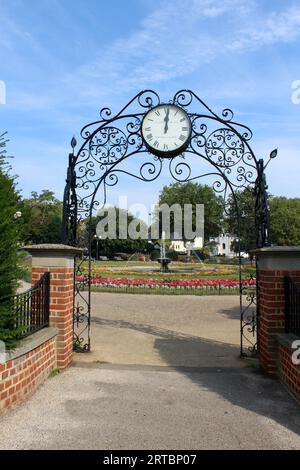 Gateway, Prittlewell Square Gardens, Southend on Sea, Essex, England, UK Stockfoto