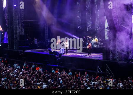 Die Stone Roses treten im Wembley Stadium auf Stockfoto