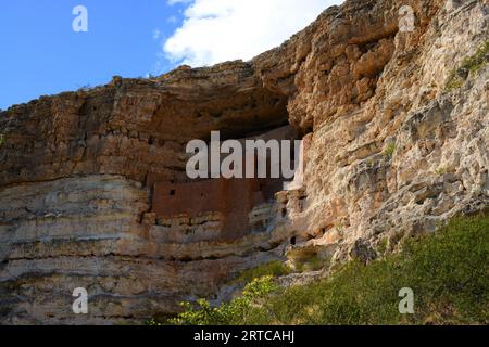 Montezuma's Castle National Monument, Felsenruinen in der Nähe von Camp Verde, Arizona, USA. Stockfoto