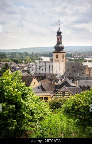 UNESCO-Weltkulturerbe „Oberes Mittelrheintal“, St. Kirchturm Jakobus in der Altstadt, Ruedesheim am Rhein, Bezirk Rheingau-Taunus, Stockfoto