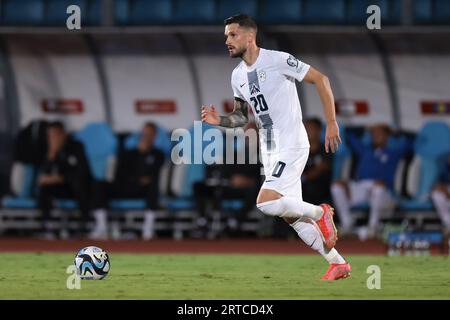 Serravalle, Italien. September 2023. Petar Stojanovic aus Slowenien während des Spiels der UEFA EURO 2024 im Stadion San Marino in Serravalle. Auf dem Bild sollte stehen: Jonathan Moscrop/Sportimage Credit: Sportimage Ltd/Alamy Live News Stockfoto