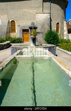 Brunnen im Dorf Chichilianne, Vercors, Frankreich Stockfoto