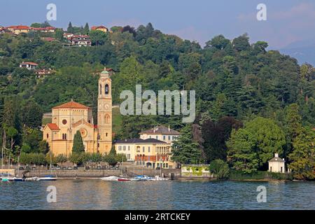 Chiesa San Lorenzo in Tremezzo, eine der Gemeinden, die Tremezzina wurde, Comer See, Lombardei, Italien Stockfoto