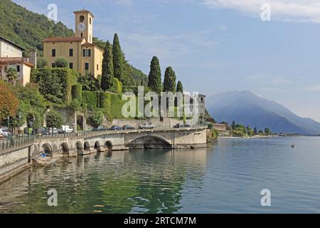 Blick auf Castello und Palazzo Grillo in Gravedona Ed Uniti, Comer See, Lombardei, Italien Stockfoto