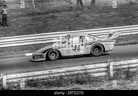 Whittington Borthers Porsche 935/77A, gefahren von Bill Whittington und Don Whittington bei der 6-Stunden-Weltmeisterschaft 1978 auf dem Watkins Glen Grand Prix Circuit, startete auf dem 9. Platz und wurde DNF Stockfoto