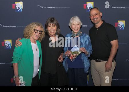 Ellen Burstyn und andere auf rotem Teppich Stockfoto