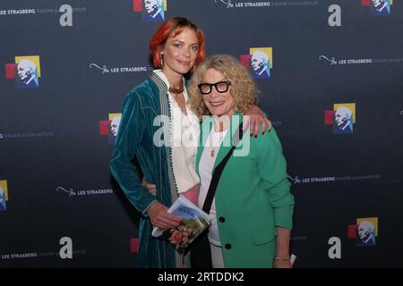 Roter Teppich im Lee Strasberg Theatre Stockfoto