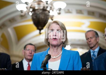 Washington, Usa. September 2023. Senator Shelley Moore Capito, R-WV, spricht während einer Pressekonferenz nach wöchentlichen Caucus-Mittagessen im US-Kapitol in Washington, DC am Dienstag, 12. September 2023. Foto von Bonnie Cash/UPI Credit: UPI/Alamy Live News Stockfoto