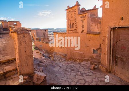 Afrika, Nordafrika, Marokko, Souss-Massa-Drâa, Ait Benhaddou. Lehmbauten des Berber Ksar oder befestigtes Dorf. Stockfoto