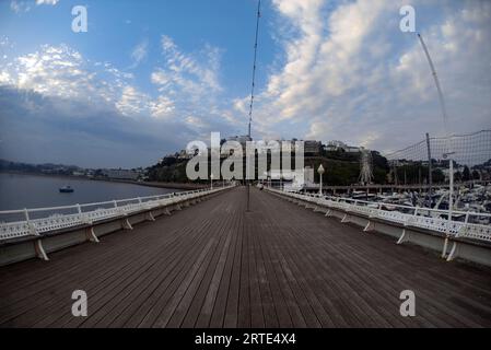Torquay Pier, Torbay, English Riviera, Devon, Großbritannien Stockfoto