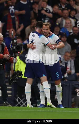 Harry Kane feiert sein drittes Tor beim 150th Anniversary Heritage Match zwischen Schottland und England im Hampden Park, Glasgow am Dienstag, den 12. September 2023. (Foto: Mark Fletcher | MI News) Credit: MI News & Sport /Alamy Live News Stockfoto