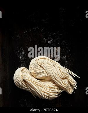 Rohe Ramen-Nudeln Stockfoto