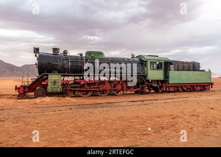 Lok Zug in Wadi Rum Wüste, Jordanien Stockfoto