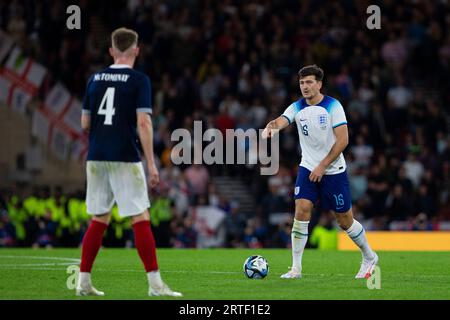 Glasgow, Großbritannien. September 2023. Hampden Park GLASGOW, SCHOTTLAND - 12. SEPTEMBER: Harry Maguire (#15 England) während des 150th Anniversary Heritage Matches zwischen Schottland und England im Hampden Park am 12. September 2023 in Glasgow, Schottland. (Foto von Richard Callis/SPP) (Richard Callis/SPP) Credit: SPP Sport Press Photo. Alamy Live News Stockfoto