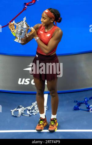 Coco Gauff (USA) gewinnt die Women's Singles Finals beim US Open Tennis 2023. Stockfoto
