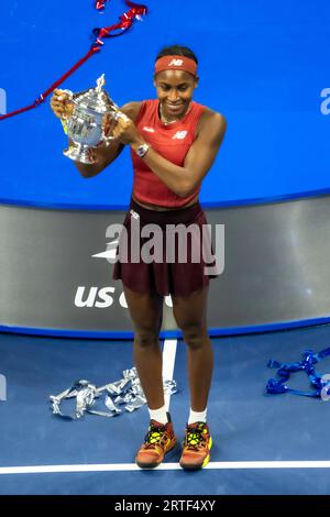 Coco Gauff (USA) gewinnt die Women's Singles Finals beim US Open Tennis 2023. Stockfoto