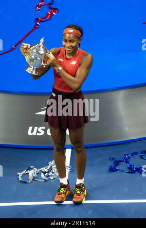 Coco Gauff (USA) gewinnt die Women's Singles Finals beim US Open Tennis 2023. Stockfoto