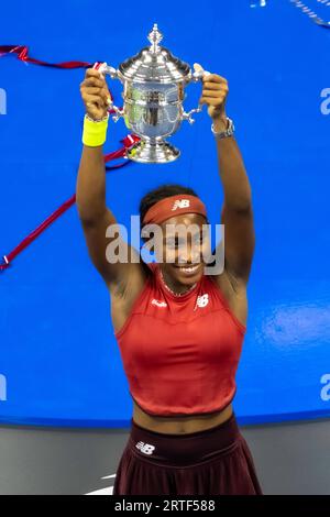 Coco Gauff (USA) gewinnt die Women's Singles Finals beim US Open Tennis 2023. Stockfoto