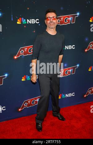 Pasadena, Ca. September 2023. Simon Cowell bei Staffel 18 America's Got Talent Red Carpet Live Show im Hotel Dena in Pasadena, Kalifornien am 12. September 2023. Quelle: Faye Sadou/Media Punch/Alamy Live News Stockfoto