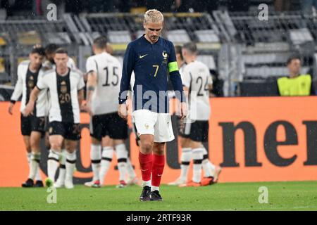 Dortmund, Deutschland. September 2023. Antoine Griezmann aus Frankreich reagiert auf ein Freundschaftsspiel zwischen Deutschland und Frankreich in Dortmund am 12. September 2023. Quelle: Ulrich Hufnagel/Xinhua/Alamy Live News Stockfoto