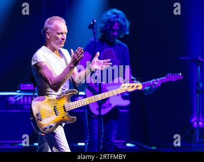 Miami, Vereinigte Staaten Von Amerika. September 2023. HOLLYWOOD, FL – SEP 12: Sting spielt am 12. September 2023 bei Hard Rock Live im Seminole Hard Rock Hotel & Casino Hollywood in Hollywood, Florida. (Foto: Alberto E. Tamargo/SIPA USA) Credit: SIPA USA/Alamy Live News Stockfoto