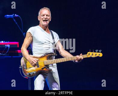 Miami, Vereinigte Staaten Von Amerika. September 2023. HOLLYWOOD, FL – SEP 12: Sting spielt am 12. September 2023 bei Hard Rock Live im Seminole Hard Rock Hotel & Casino Hollywood in Hollywood, Florida. (Foto: Alberto E. Tamargo/SIPA USA) Credit: SIPA USA/Alamy Live News Stockfoto