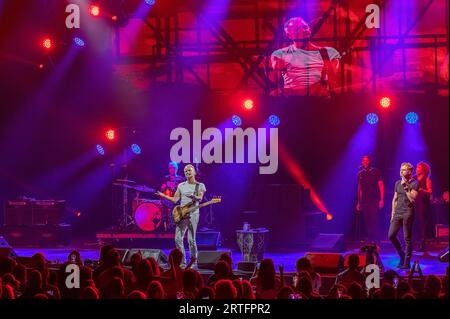 Hollywood, Usa. September 2023. Sting tritt am Dienstag, den 12. September 2023 auf der Bühne im Hard Rock Live im Seminole Hotel und Casino Hollywood in Hollywood, Florida, auf. Foto von Gary i Rothstein/UPI Credit: UPI/Alamy Live News Stockfoto