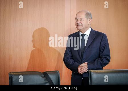 Berlin, Deutschland. September 2023. Bundeskanzler Olaf Scholz (SPD) nimmt an der Sitzung des Bundeskabinetts Teil. Quelle: Kay Nietfeld/dpa/Alamy Live News Stockfoto