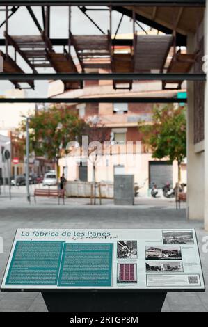 Viladecans, Spanien - 13. September 2023: Denkmal der Cordfabrik von Viladecans von 1942. Stockfoto