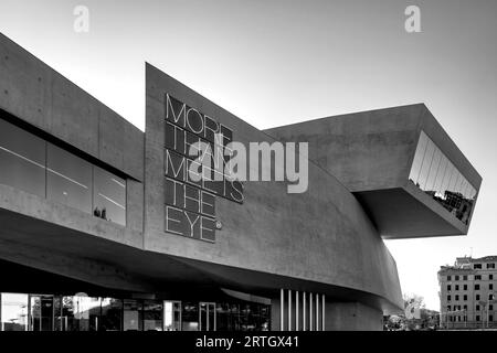 Schwarz-weiße Details des MAXXI Museums, Rom, Italien Stockfoto