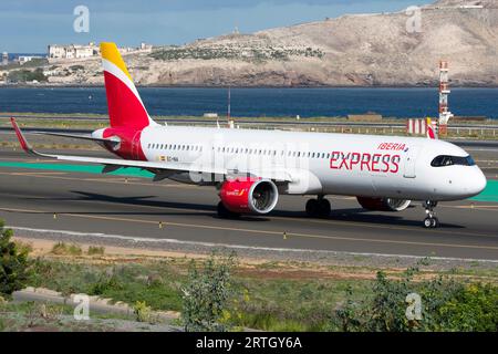 Airbus A321 de la aerolínea Iberia en Gando Stockfoto